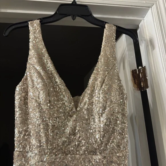 Crystal Doll Gold Sequin NYE/prom/ wedding Dress - Picture 2 of 10